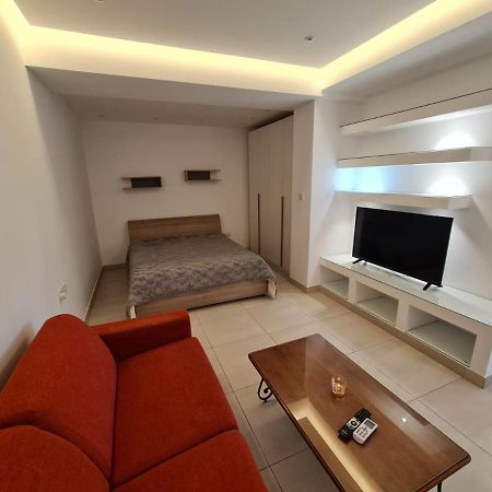 Crescent Corner Daire St. Paul's Bay Dış mekan fotoğraf